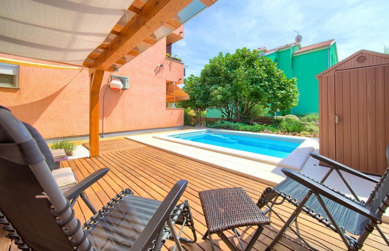 Apartman Bor Krk Krk Town Exterior foto
